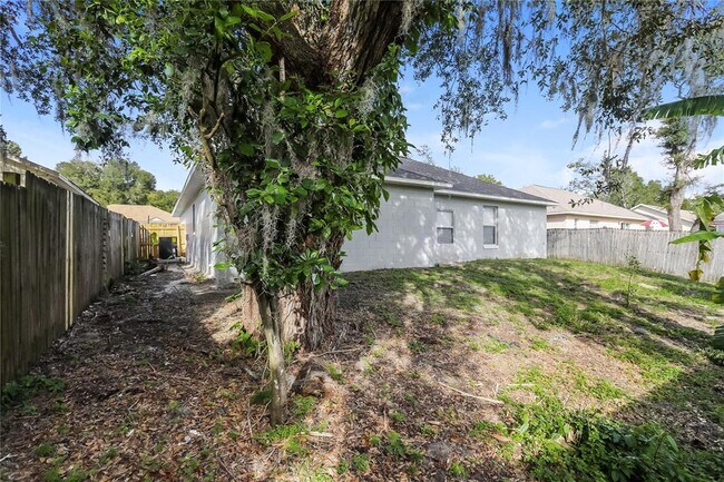 Building Photo - 6250 Kaieteur Ln