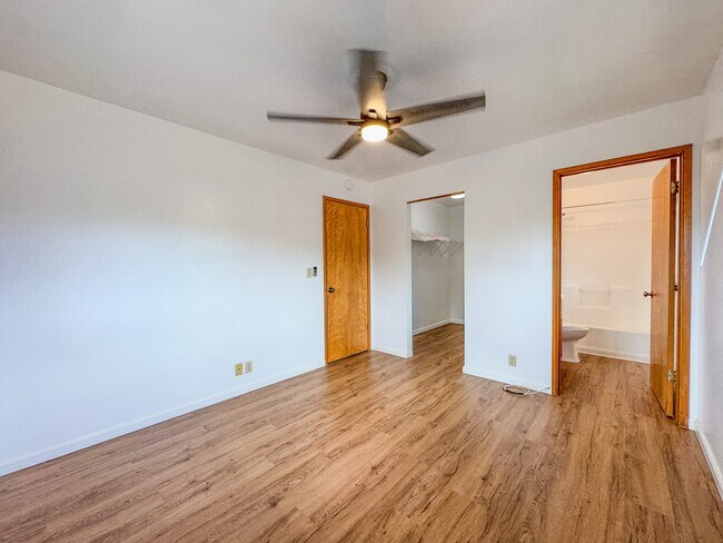 Building Photo - 195 Inia Pl