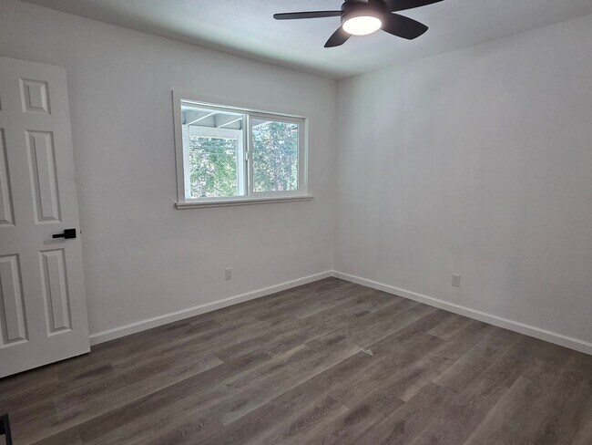 Building Photo - 24508 CA-108