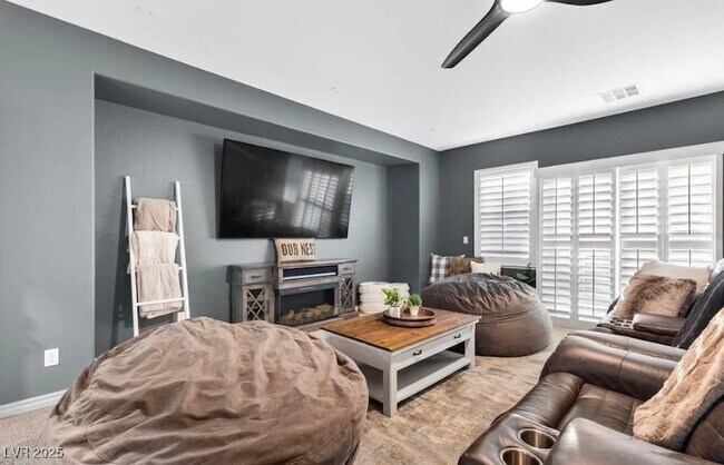Building Photo - 7277 Sashaying Spirit Ct