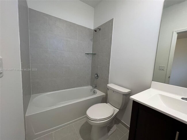 Building Photo - 18110 SW 148th Rd