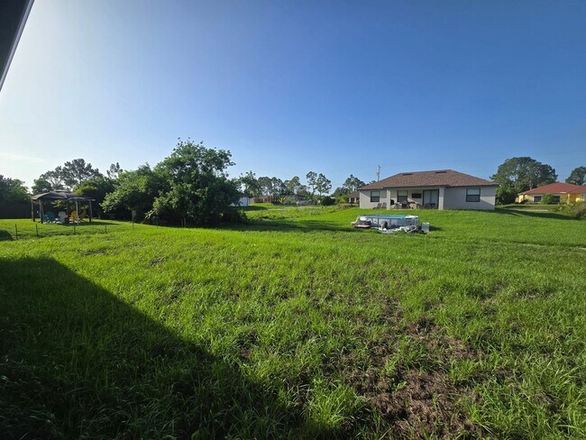 Building Photo - COMING SOON-BRAND NEW CONSTRUCTION-LARGE C...