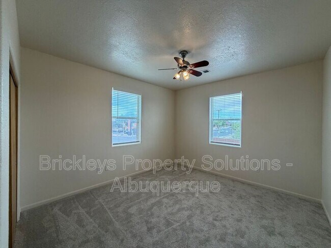 Building Photo - 1612 3rd St SW