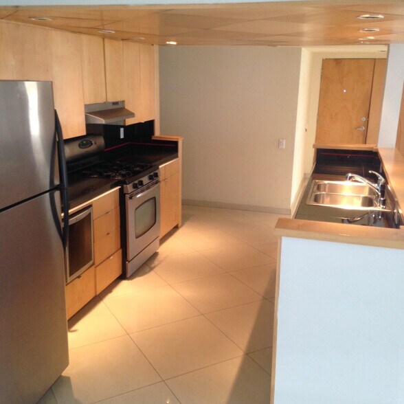 Building Photo - Selene Apartments