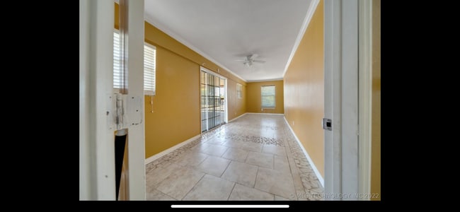 Building Photo - Huge Home Minutes from Downtown Tulsa