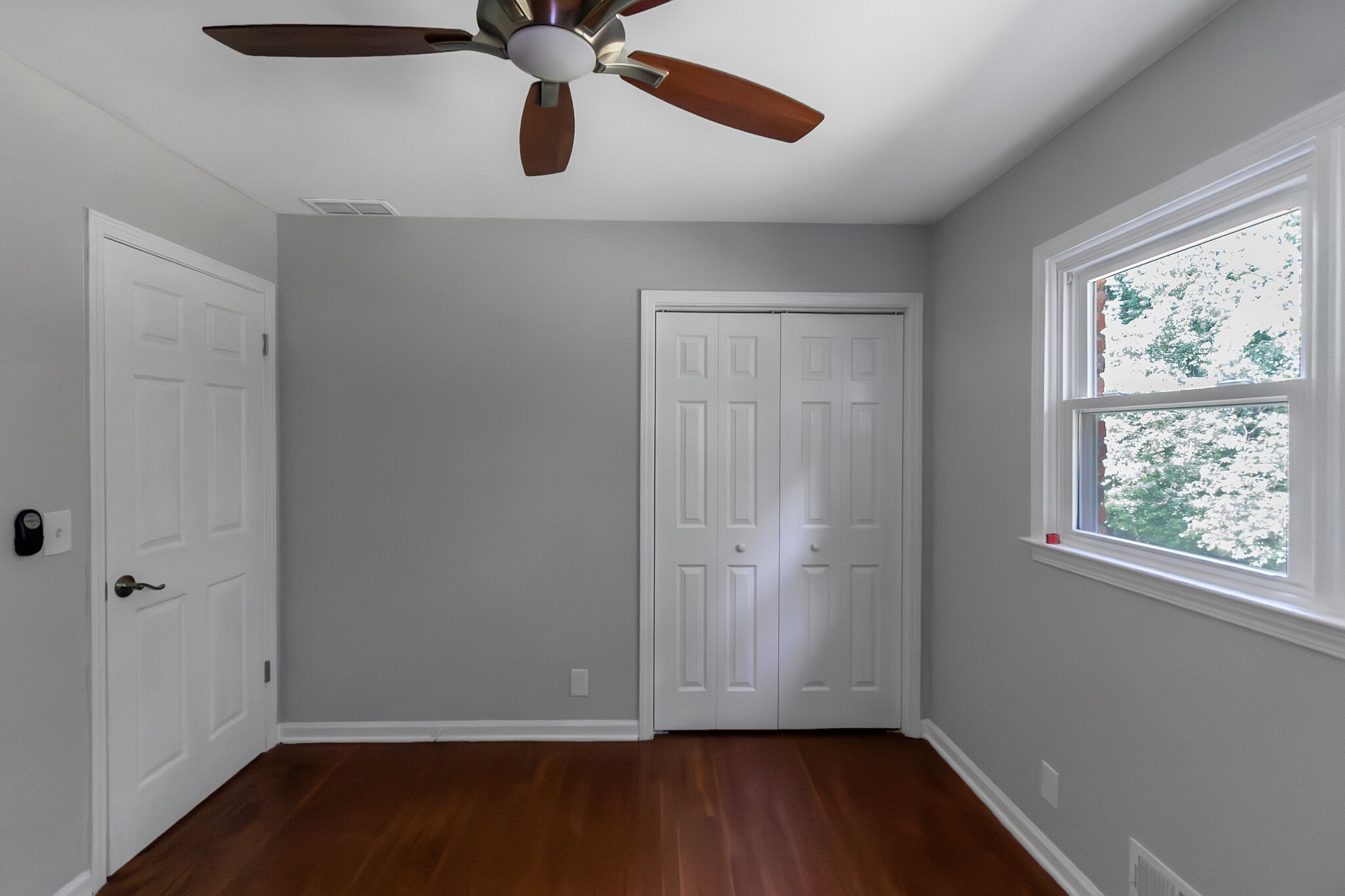 Building Photo - 1871 Cameo Ct