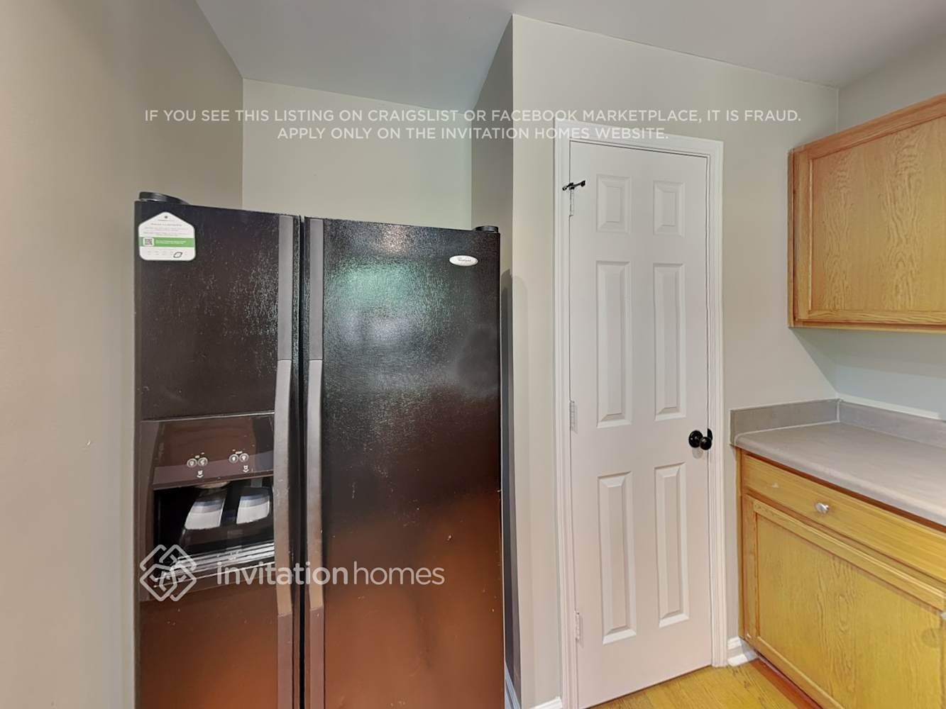 Building Photo - 2730 Englewood Dr