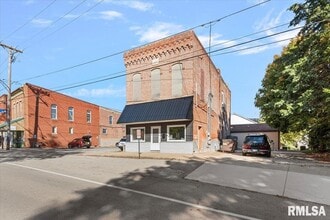 Building Photo - 201 E Main St