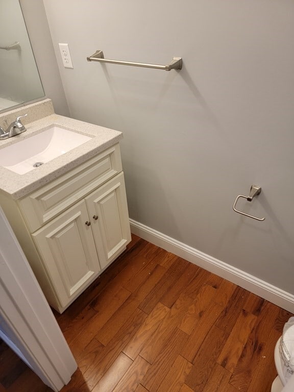 Building Photo - 946 Warren Ave