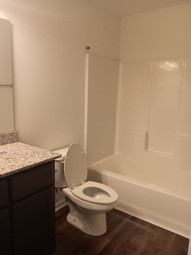 Building Photo - Cozy New 3 Bedroom Townhome in Carl Junction!