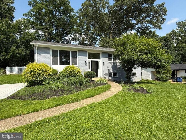 Building Photo - 5507 Kings Park Dr