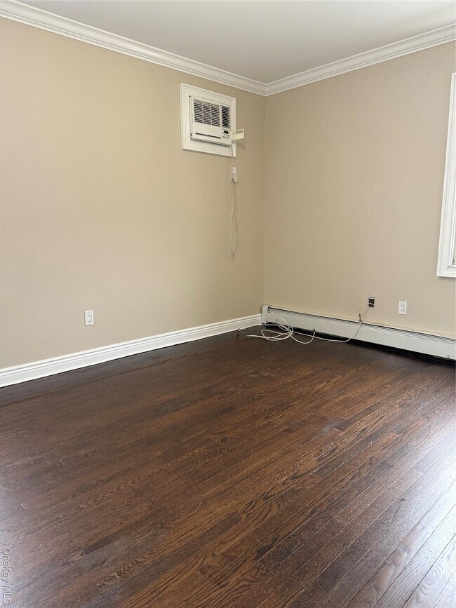 Building Photo - 7 Cammerer Ave