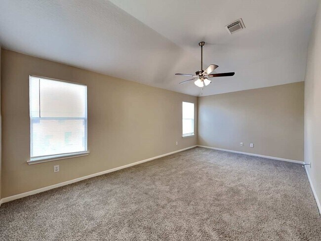Building Photo - 12143 Landsdown Ridge Way