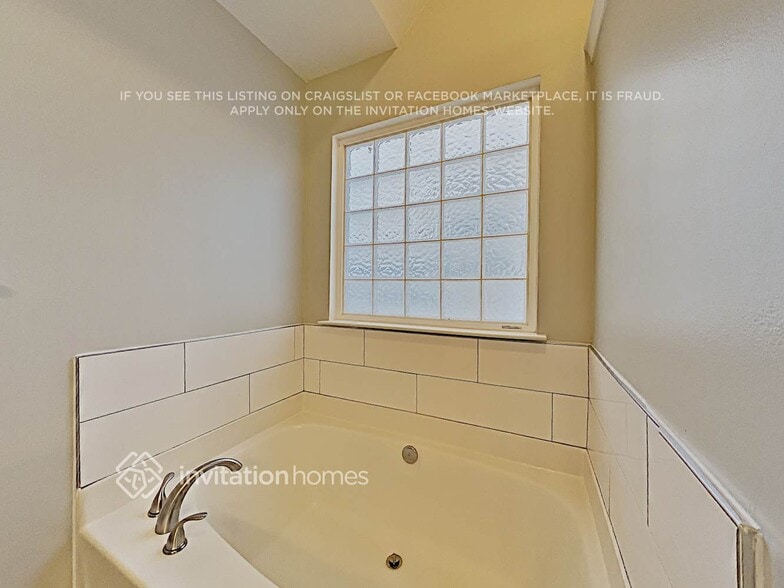 Building Photo - 1039 Piney Church Rd