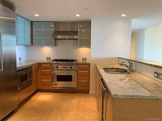 Building Photo - Koolani 4008