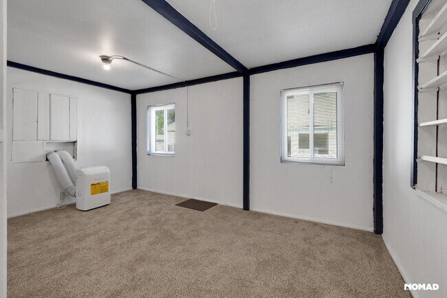 Building Photo - Charming 3BR House in Walnut Grove