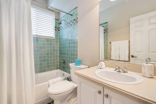 Building Photo - 6315 Clymer Cir