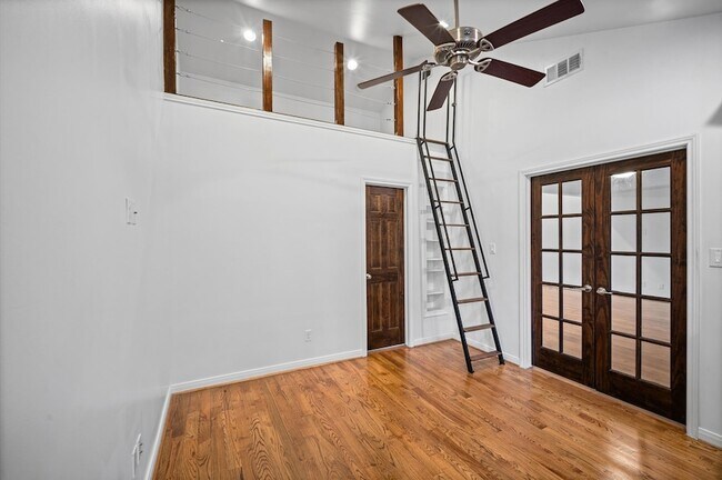 Building Photo - 1526 Adkins Rd