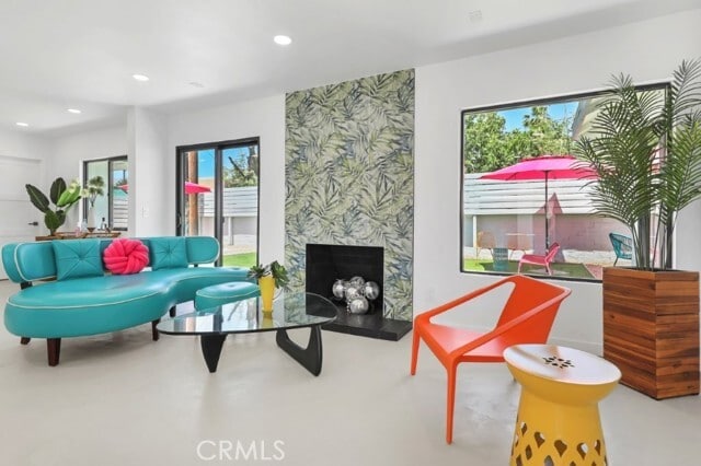 Building Photo - 3940 Cll San Antonio