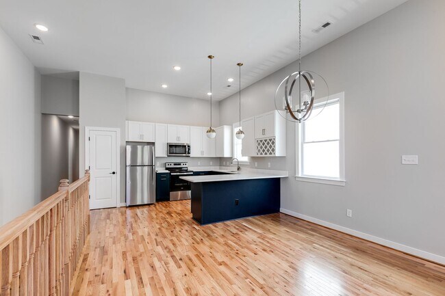 Building Photo - 1127 N 29th St