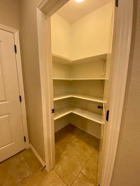 Building Photo - 1089 N Leverett Ave