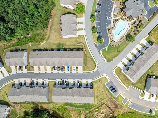 Building Photo - 300 Stoneybrook Dr