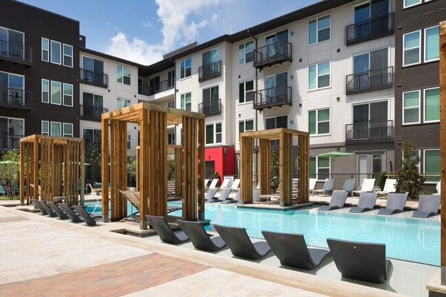 Building Photo - Cypress at Trinity Groves III