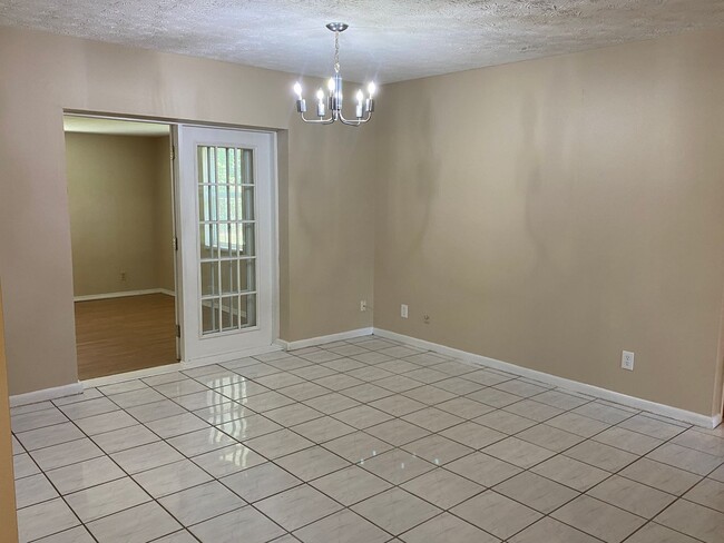 Building Photo - 4581 Praver Dr N