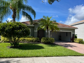 Building Photo - 2759 Orange Grove Trail