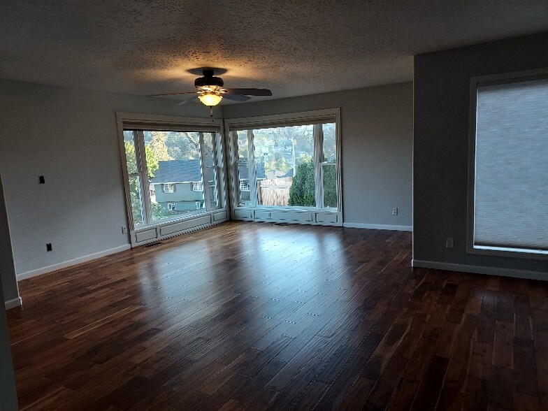 Building Photo - 1357 Cathlamet Ct NW