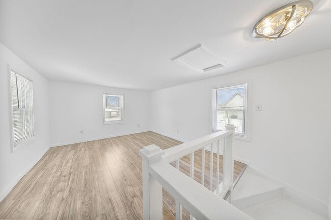 Building Photo - 820 Brown St