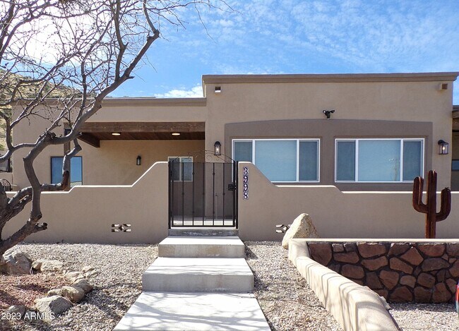 Primary Photo - 3998 E Mountain Vista Rd