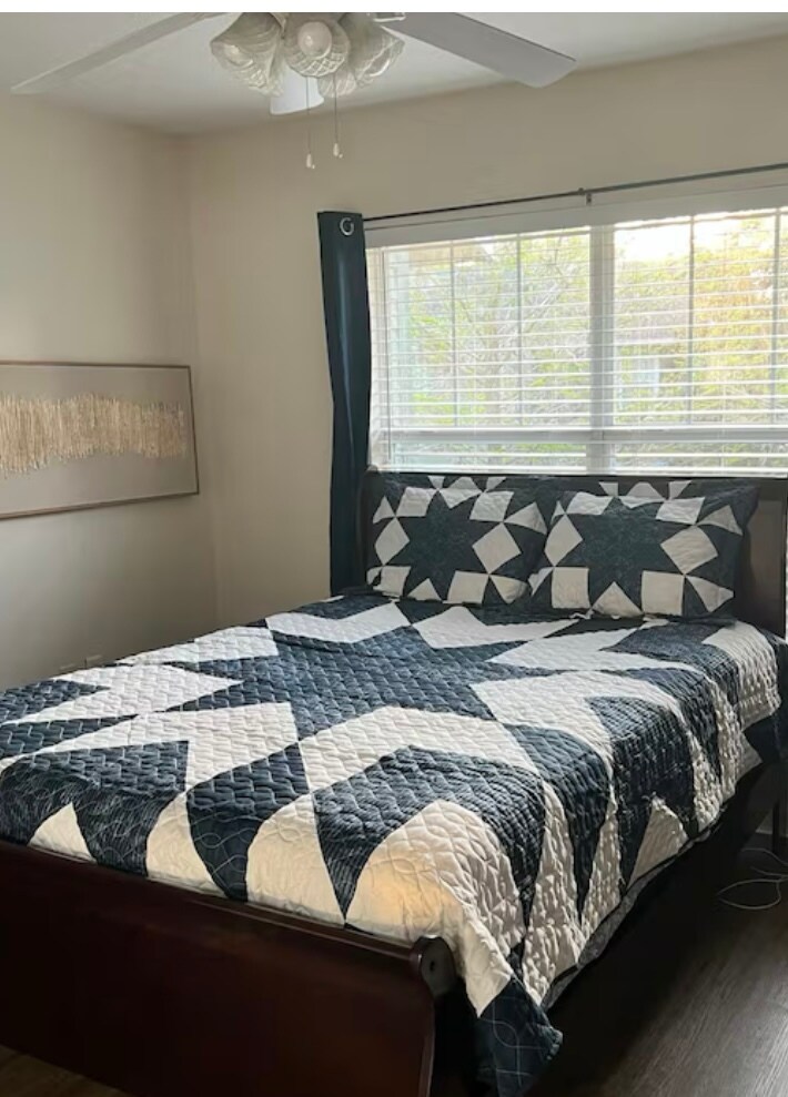 Bedroom 1 - 2306 SW 42nd Dr