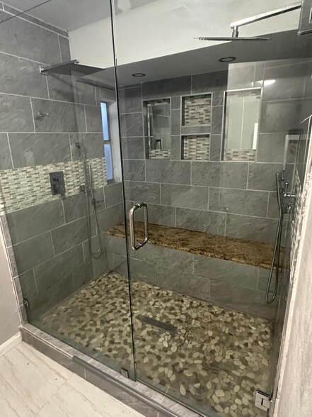 Building Photo - 508 Birch Ln