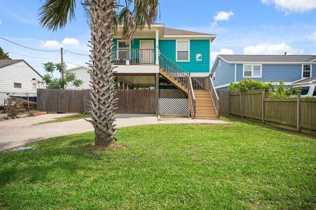 Primary Photo - 2302 103rd St