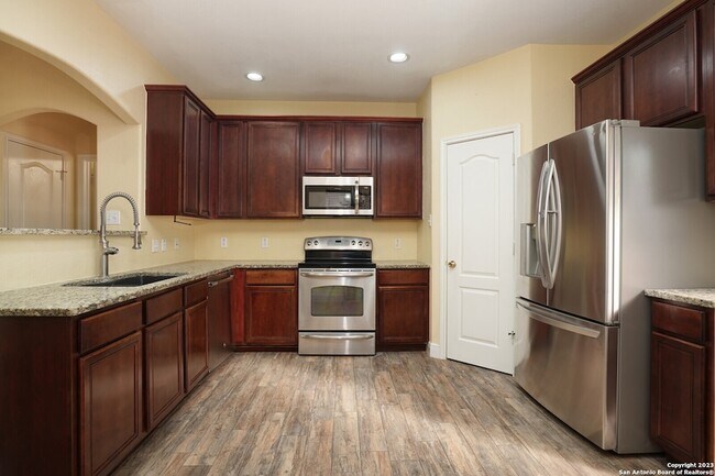 Building Photo - 1354 Crown Brook