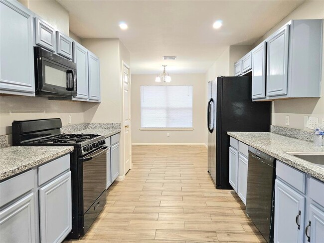 Building Photo - 6010 Fergis Dr