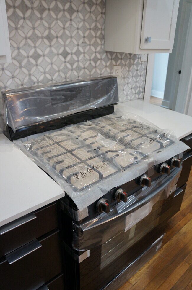 Building Photo - 712 Morgan St