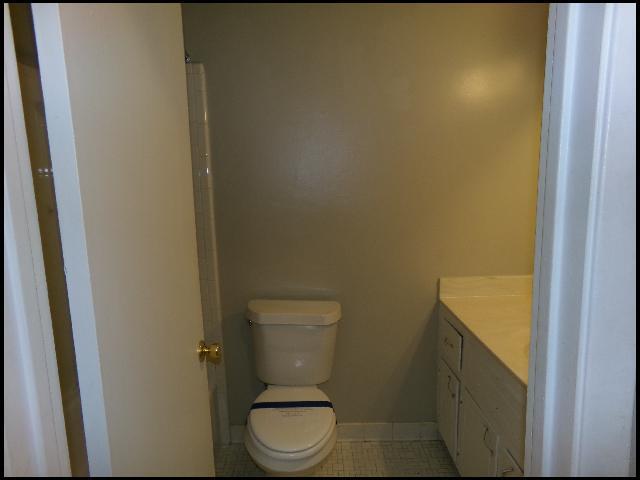 Building Photo - 609 Nan Cir