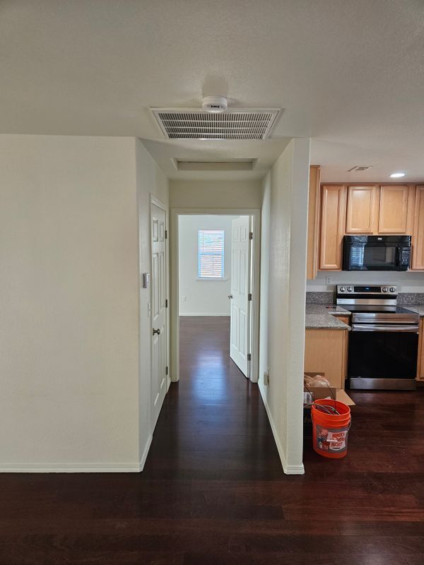 Building Photo - 17960 Swaps Ct