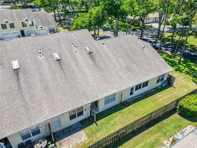 Building Photo - 658 Green Valley Rd