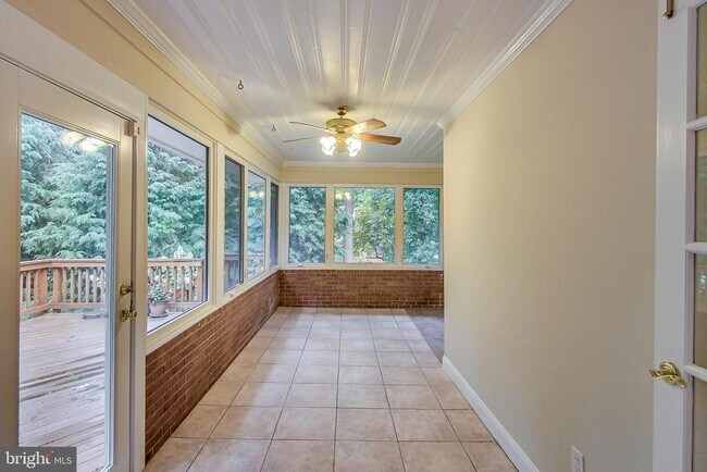 Building Photo - 14904 Claude Ln