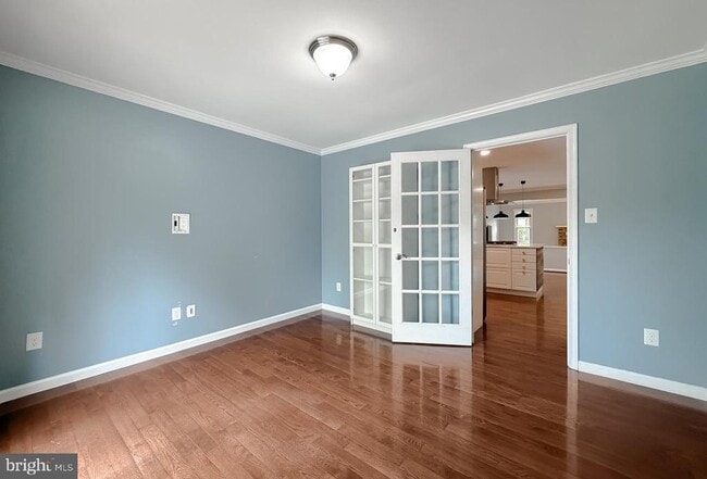 Building Photo - 1200 E Patuxent Dr