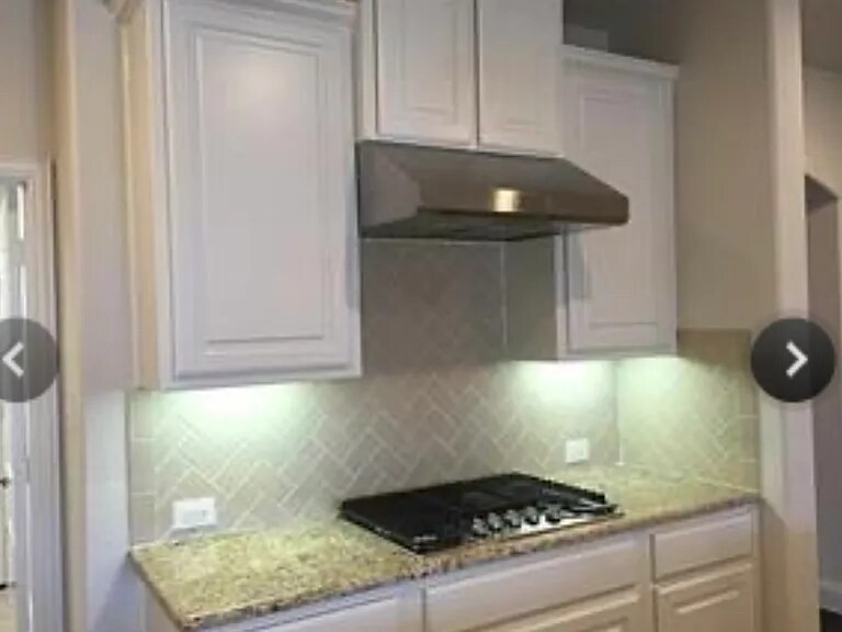 Building Photo - 508 Highwood Trail
