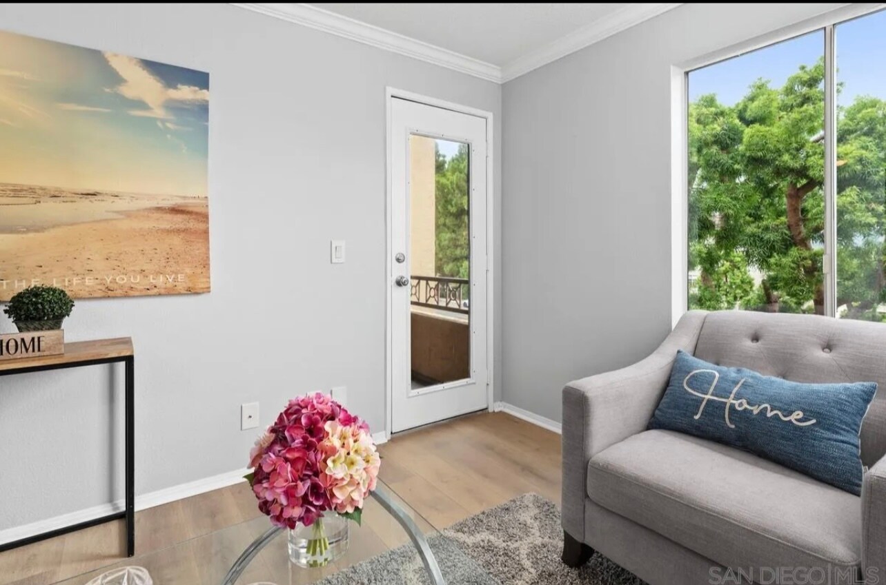 Building Photo - 8889 Caminito Plaza Centro