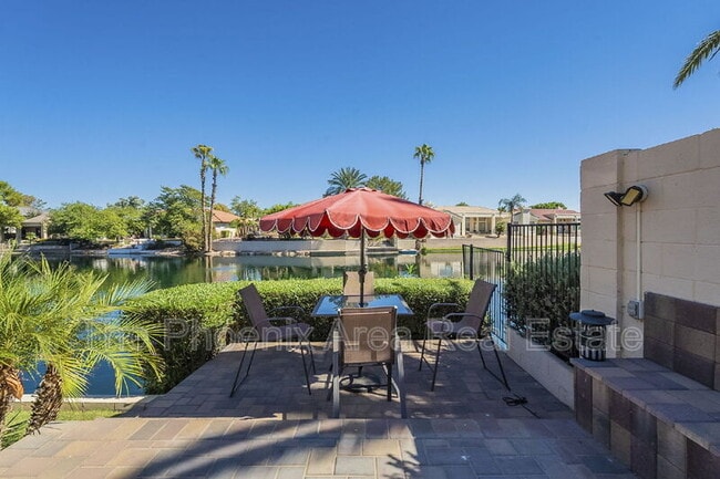 Building Photo - 3761 S Hawthorn Dr