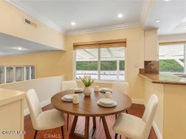 Building Photo - Beautiful 5-Bedroom Home in Westlake Village