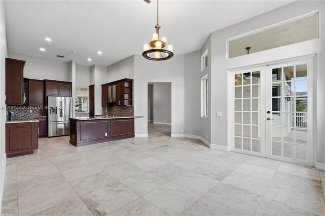 Building Photo - 849 Crestview Cir