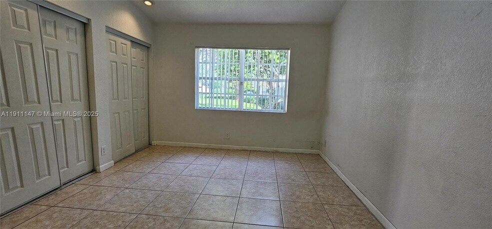 2025 SO FLO Real Estate Group 1464 Springside Dr Weston - 1464 Springside Dr