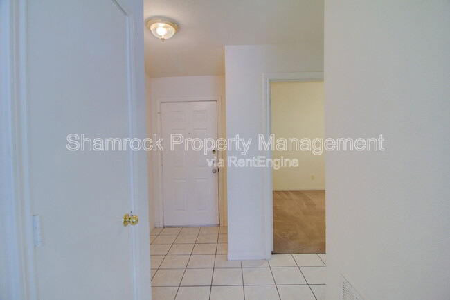 Building Photo - 10120 Cordoba Ct